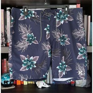 Hurley Phantom Weekender 20” Floral Navy Swim Trunks Size 34